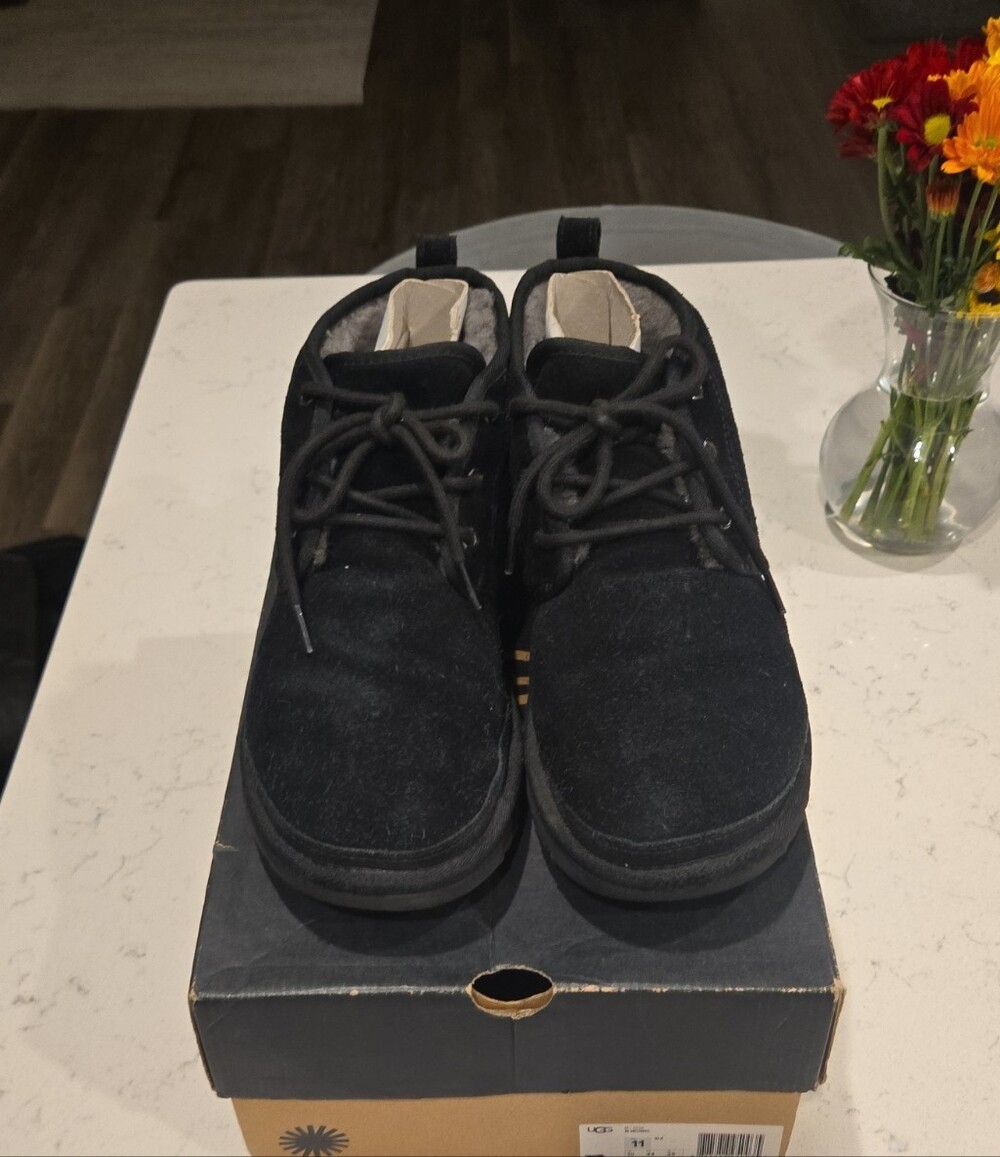 UGG Men’s Black Suede Chukka Boots